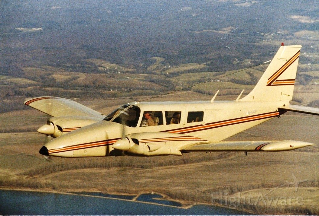 PA-34塞内卡